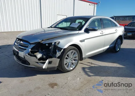 2010 Ford Taurus Limited z USA, uszkodzony, nr VIN 1FAHP2FW4AG143036